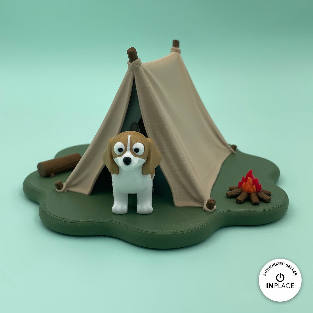3D printed camping set platform by RU3D, shown with the Beagle keychain