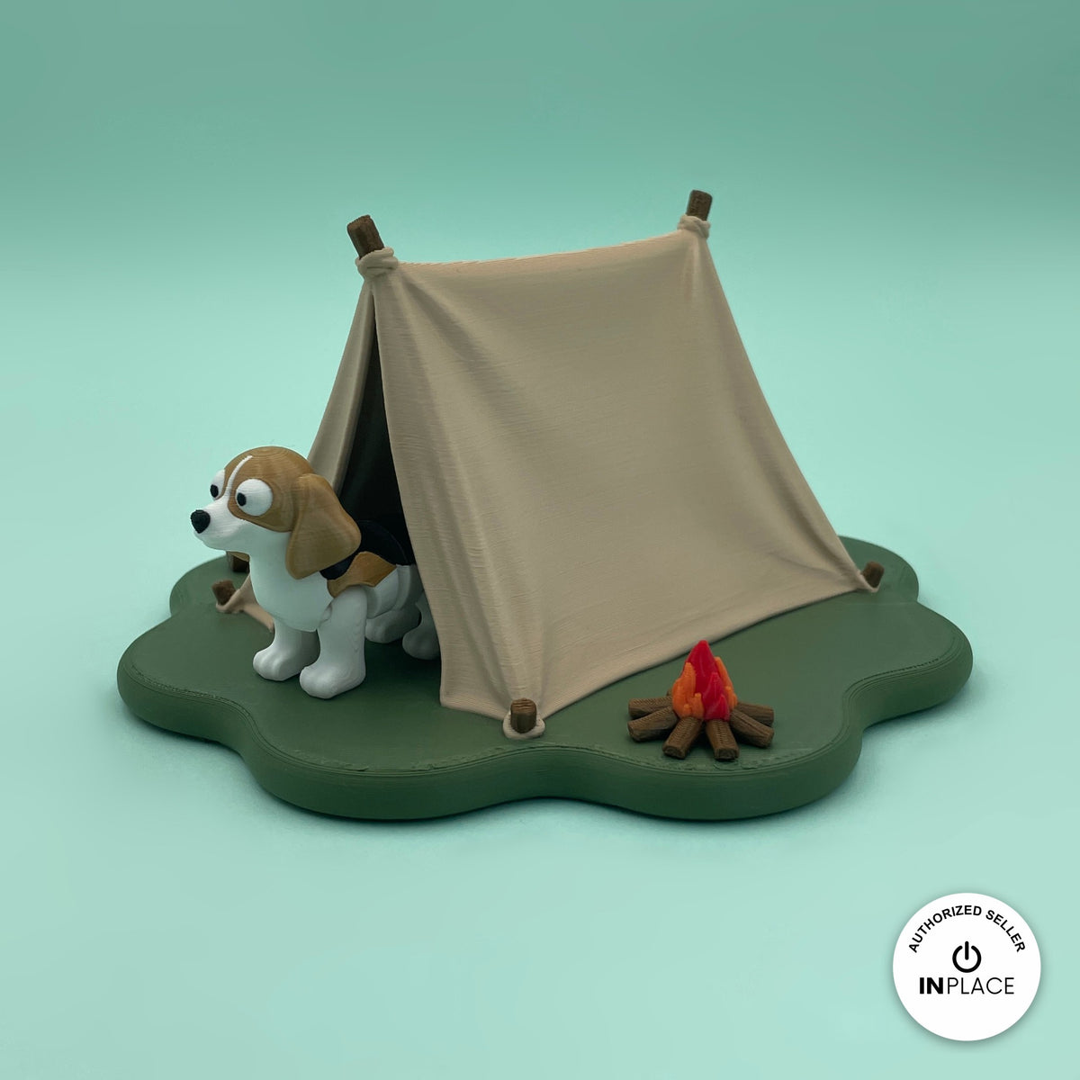 3D printed camping set platform by RU3D, shown with the Beagle keychain
