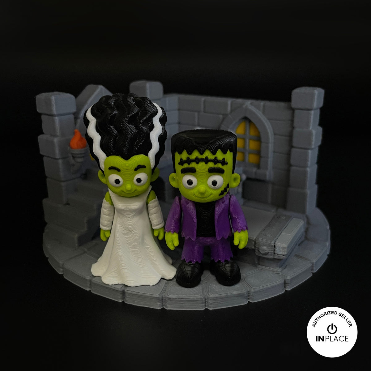 3D printed laboratory generator platform by RU3D, shown with the Bride of Frankenstein keychain