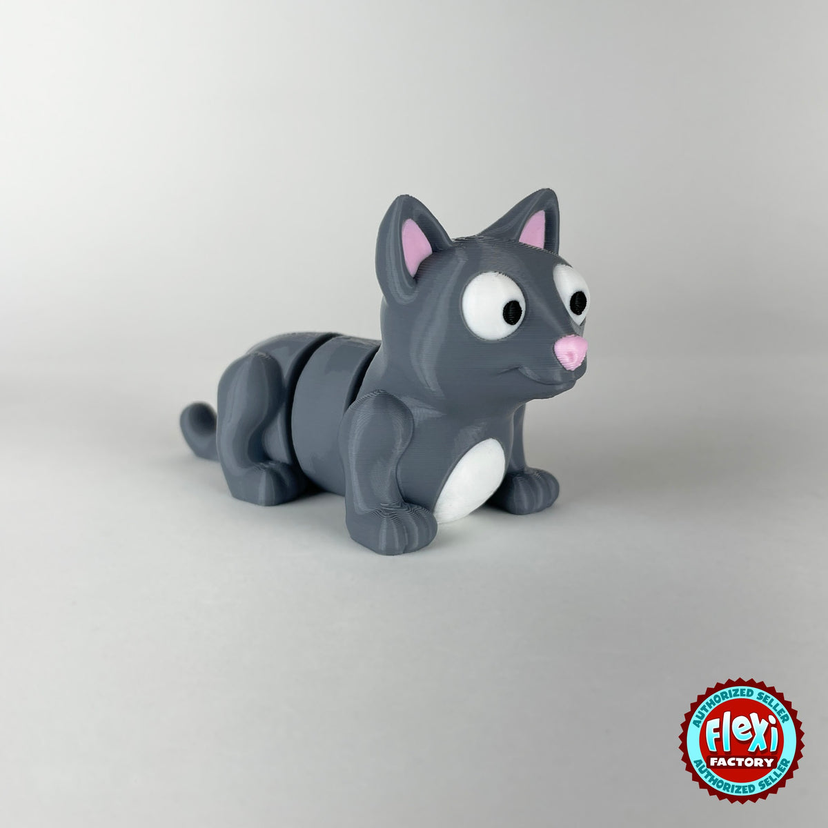 Cute cat keychain, 3D printed by RU3D – grey cat three quarter view. Black cat and grey cat with yarn balls.