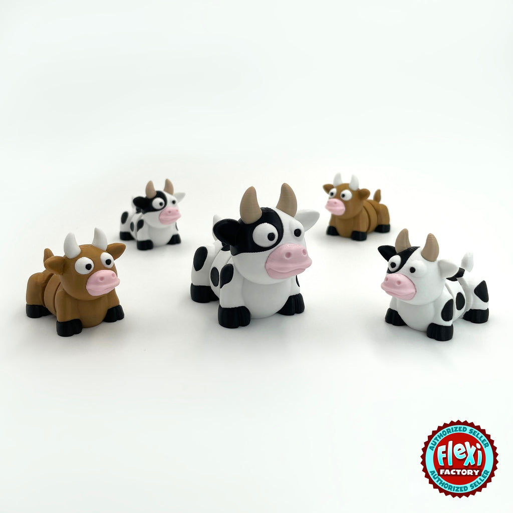 Cute cow keychain, 3D printed by RU3D – group of cows. Black and white dairy cow with pink nose.