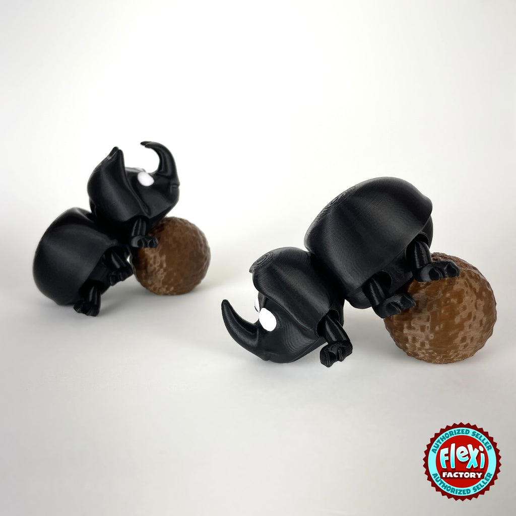 Cute dung beetle keychain, 3D printed by RU3D – pair rolling dung balls. Black rhino beetle with brown dung ball.