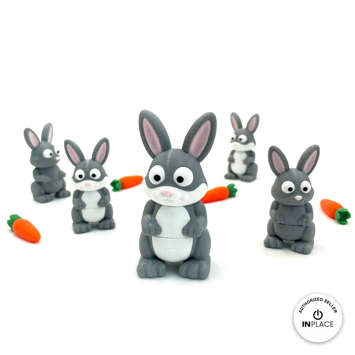3D printed carrot accessory by RU3D, shown with the Easter Bunny keychain