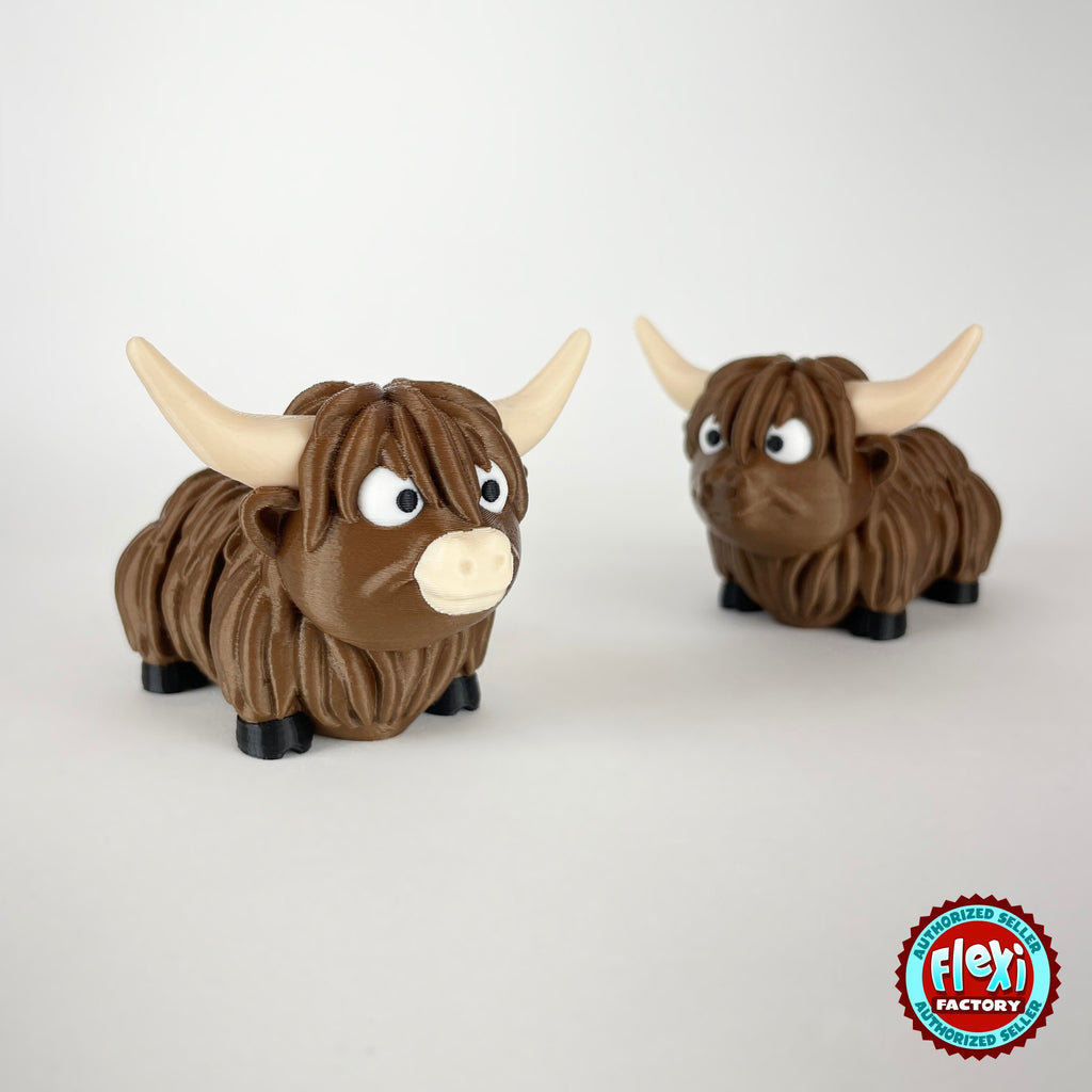 Cute Highland cow keychain, 3D printed by RU3D – pair of Highland cows. Shaggy brown with cream horns.