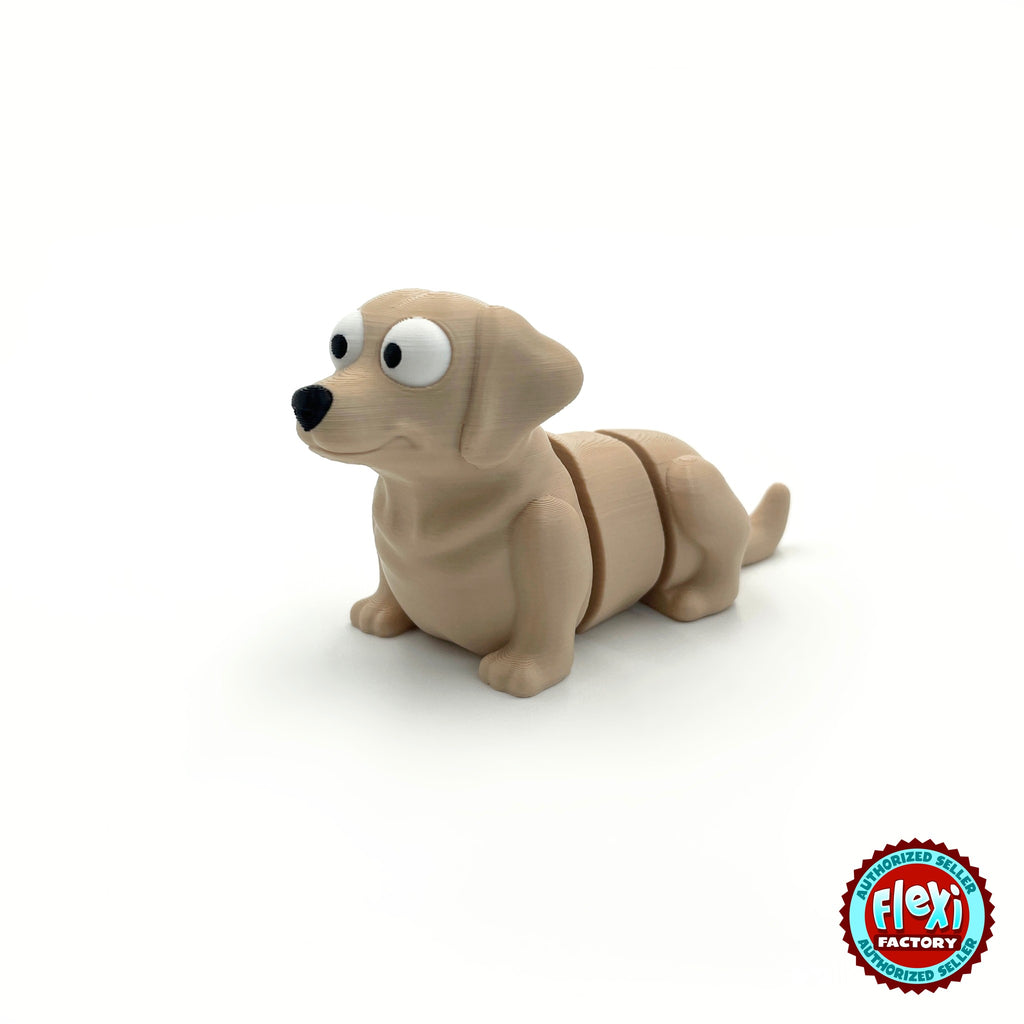 Cute Labrador retriever keychain, 3D printed by RU3D – three quarter view facing left. Yellow lab, also in chocolate brown.