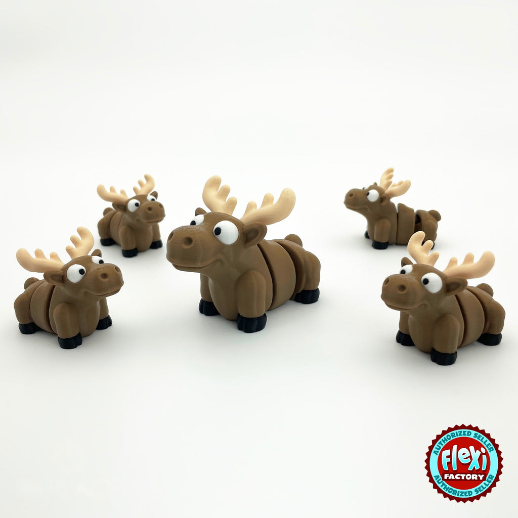 Cute moose keychain, 3D printed by RU3D – group of moose. Brown with cream antlers.