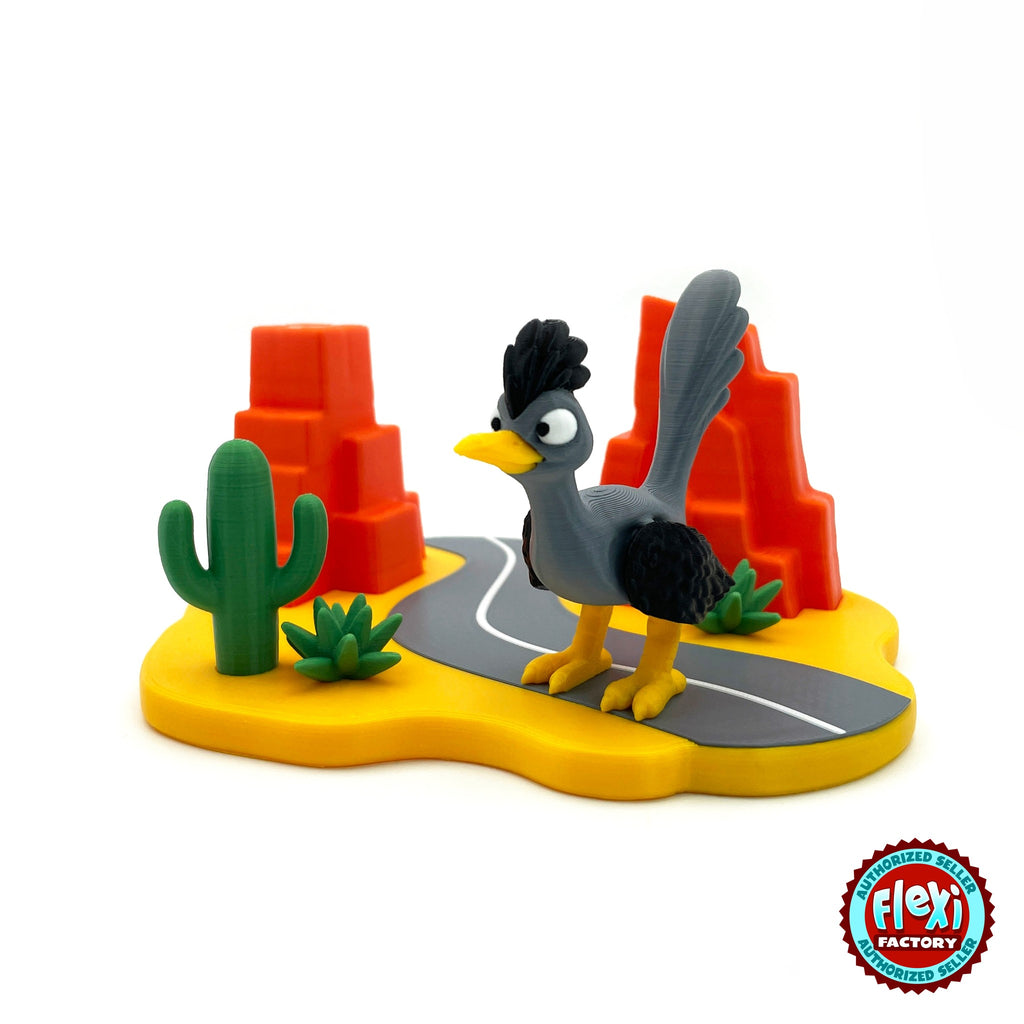 Cute road runner keychain, 3D printed by RU3D – front view on desert highway. Grey and black bird with desert highway playset.
