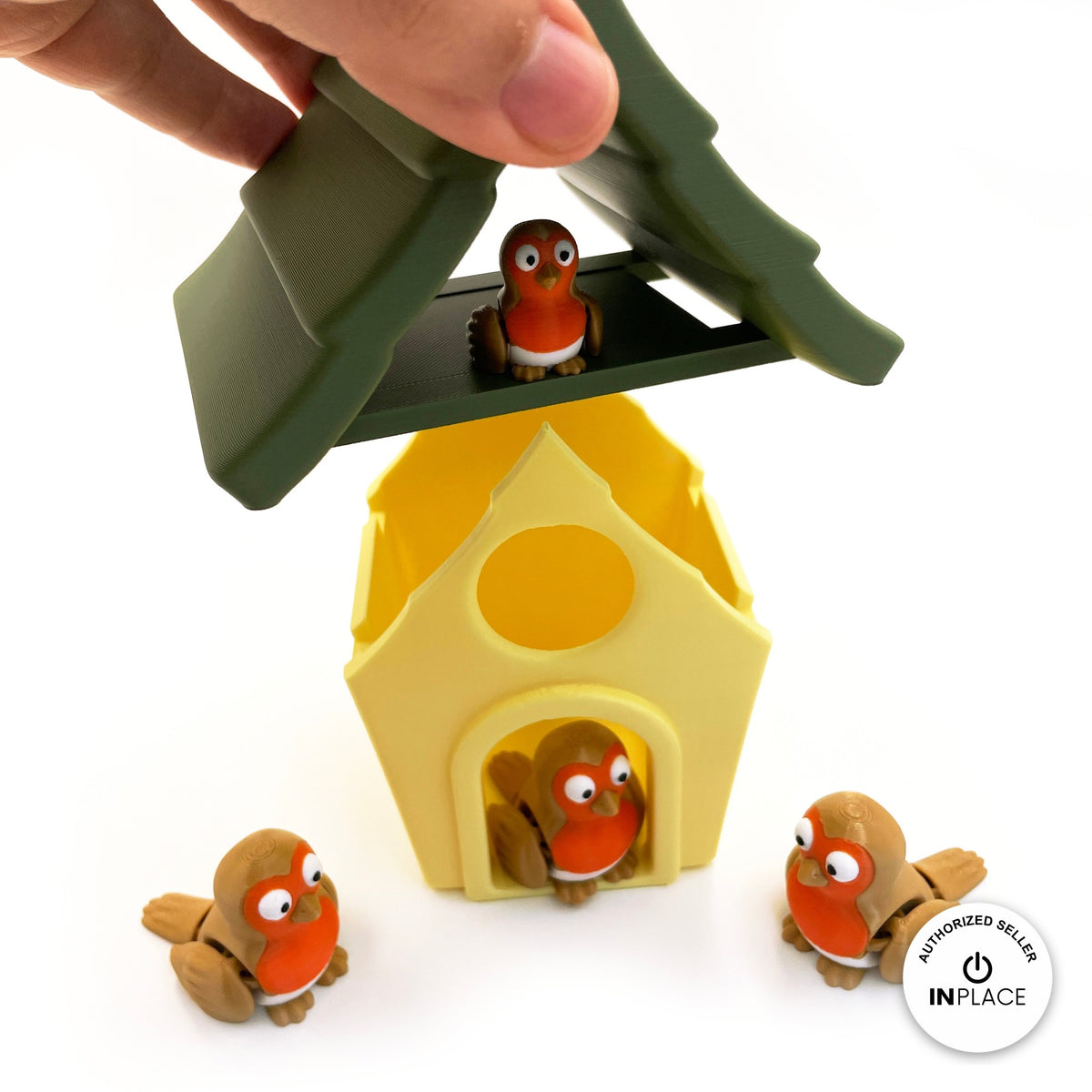 3D printed bird house platform by RU3D, shown with the Robin keychain