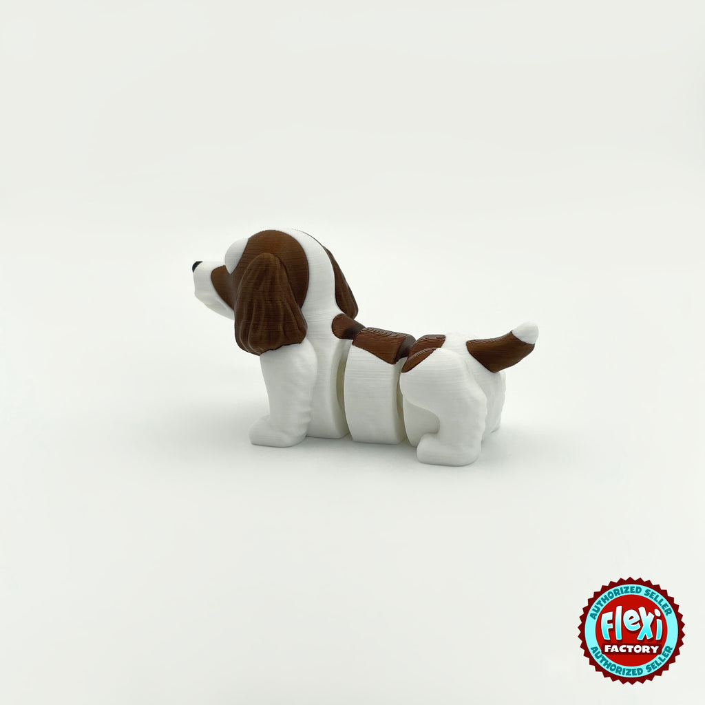 Cute springer spaniel keychain, 3D printed by RU3D – side view facing left. Liver brown and white.