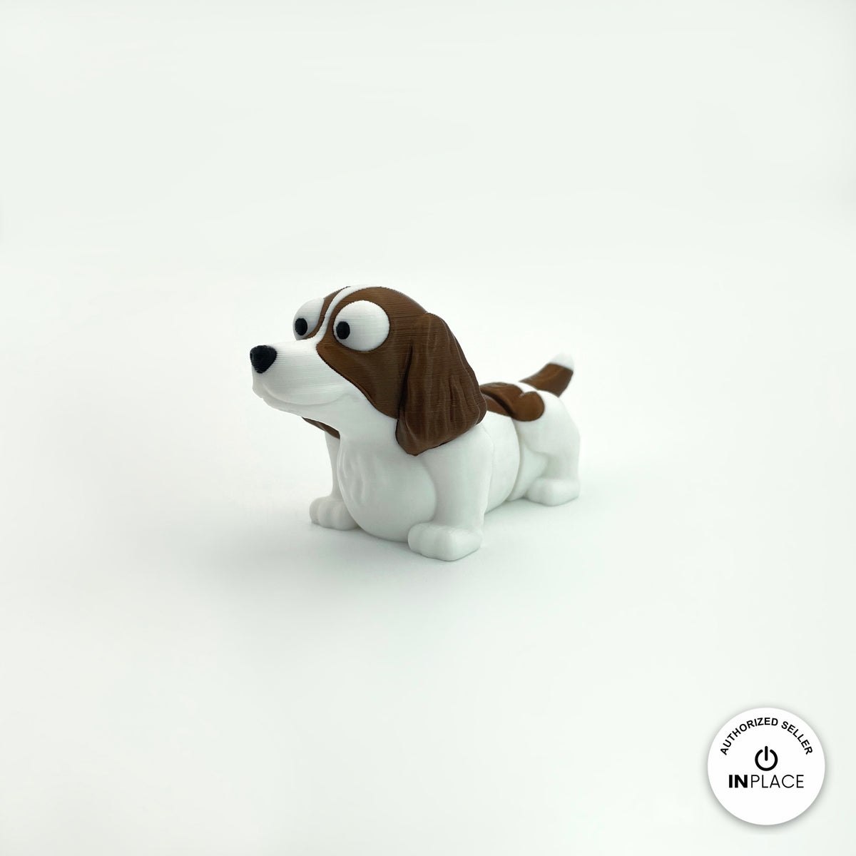 Cute springer spaniel keychain, 3D printed by RU3D – three quarter view facing left. Liver brown and white.