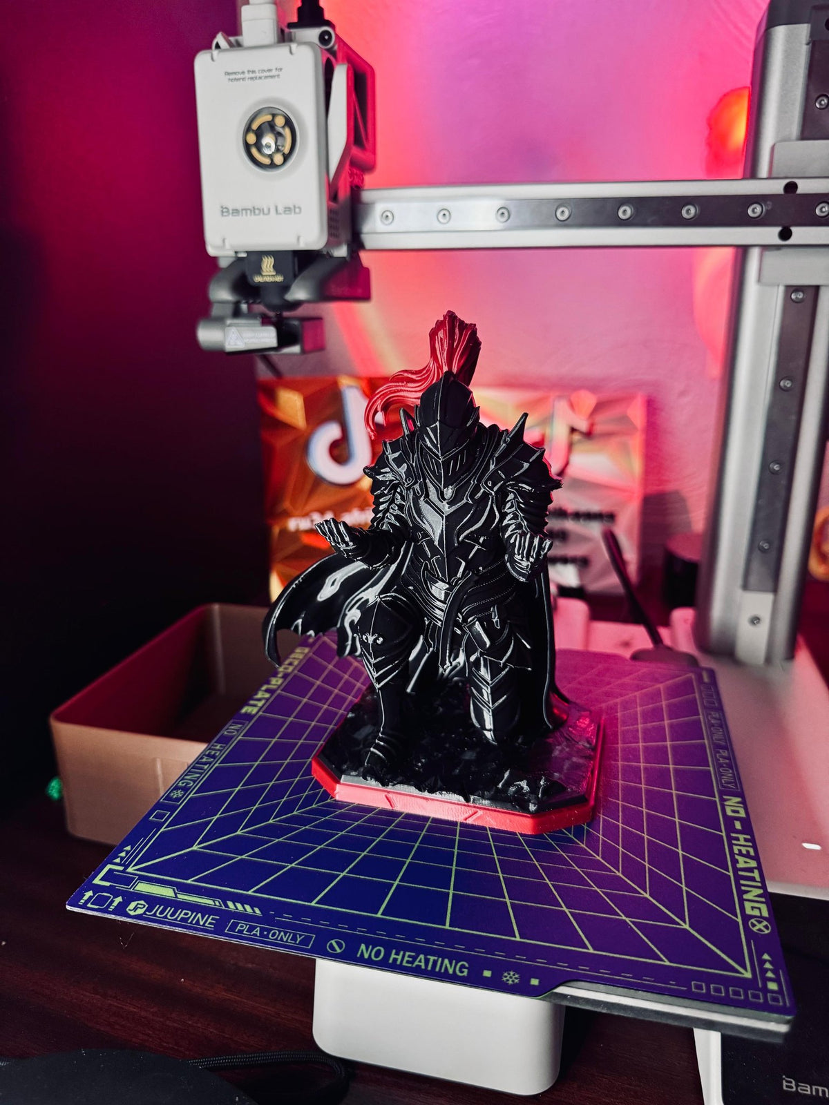 Dark knight pen holder 3D printed by RU3D – photo 3