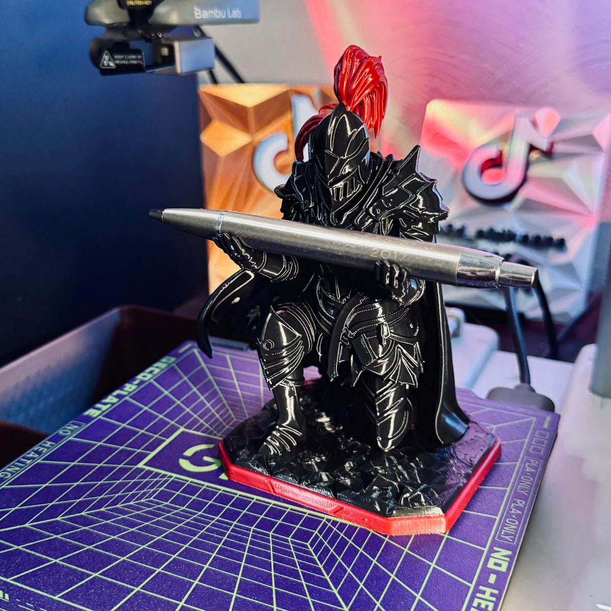 Dark knight pen holder 3D printed by RU3D – photo 4