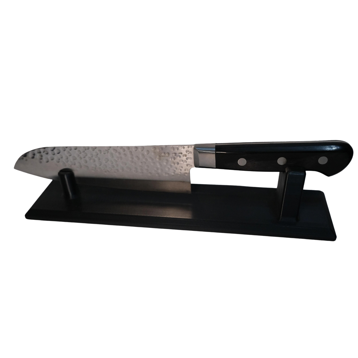 Black knife display stand 3D printed by RU3D with knife – angled view
